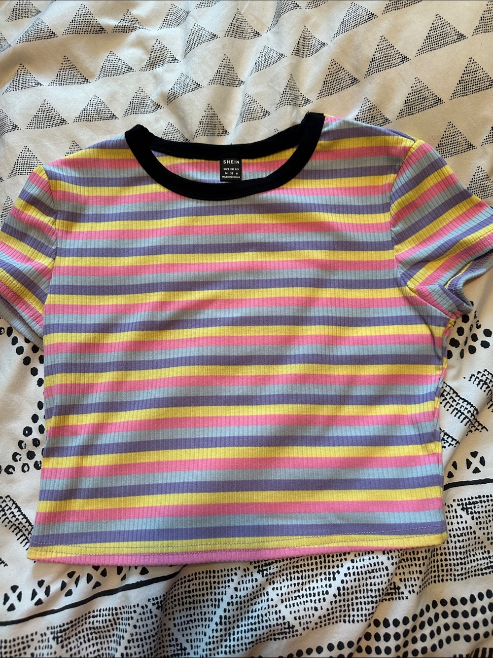 SHEIN Pastel Stripe Ribbed Crop Tee with Black Trim